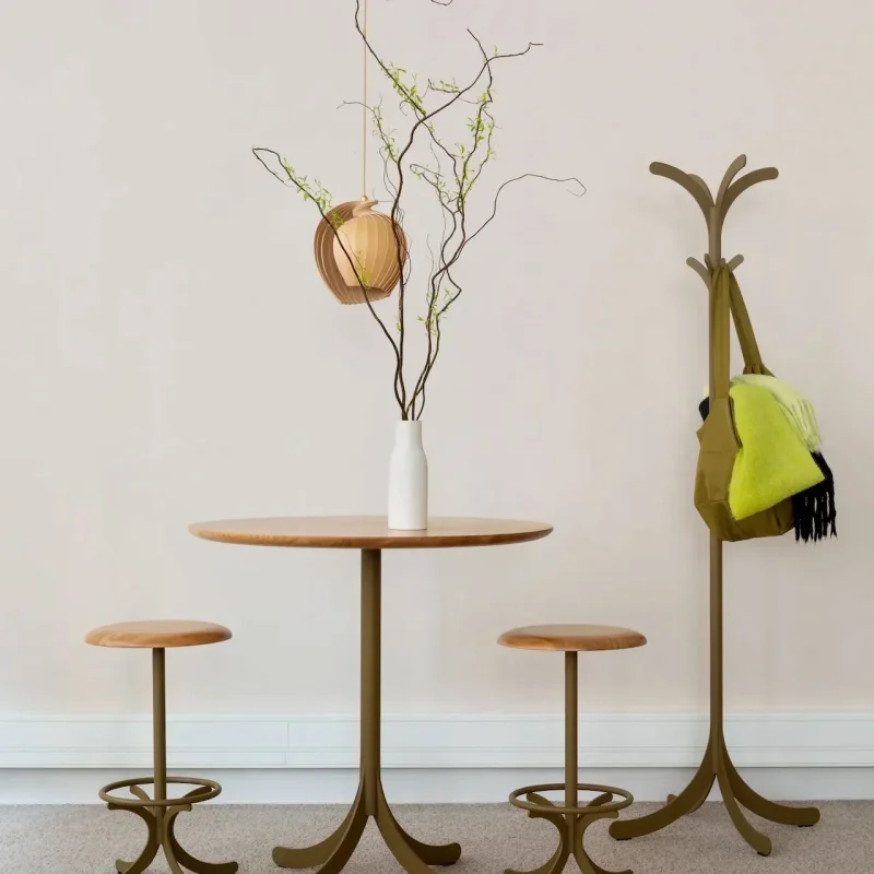 Atlas coat hanger – Swedese at Mesmetric