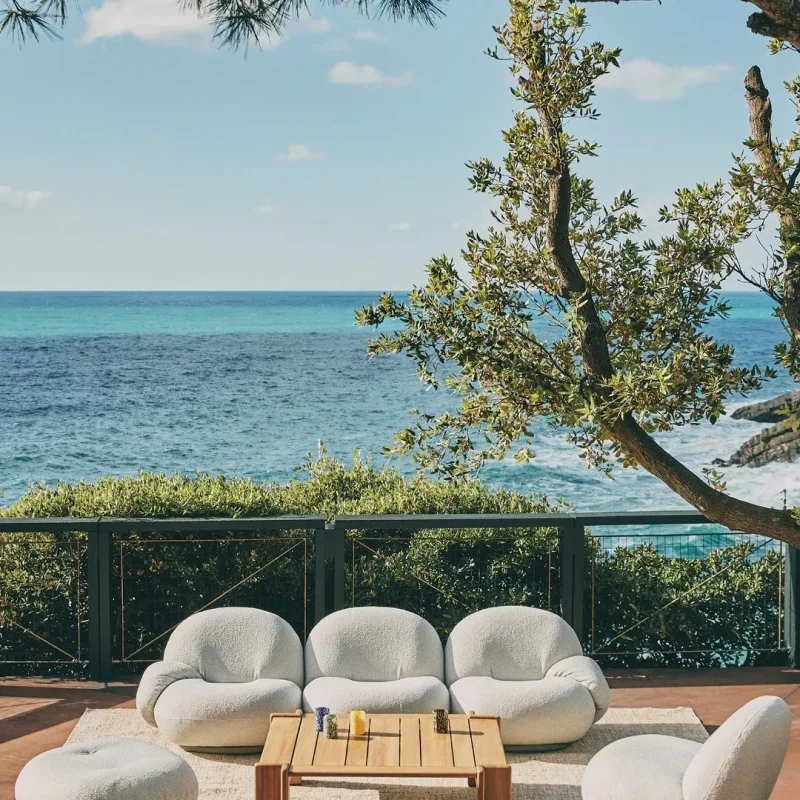 Atmosfera coffee table outdoor - Gubi.dk w Mesmetric