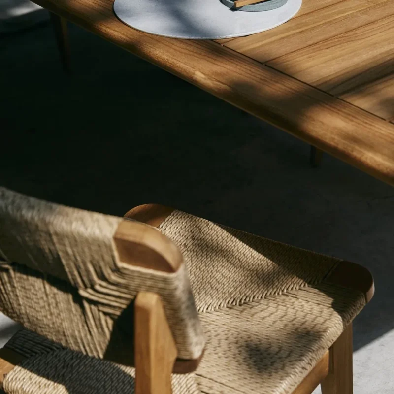 Atmosfera table outdoor - Gubi.dk w Mesmetric