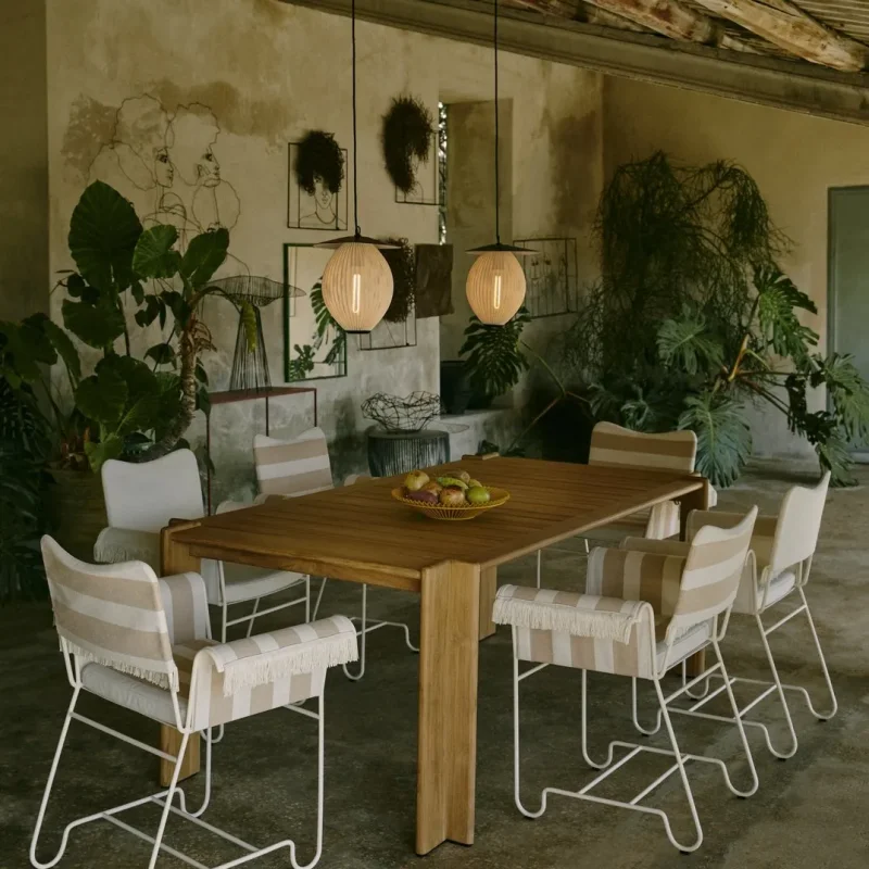 Atmosfera table outdoor - Gubi.dk w Mesmetric
