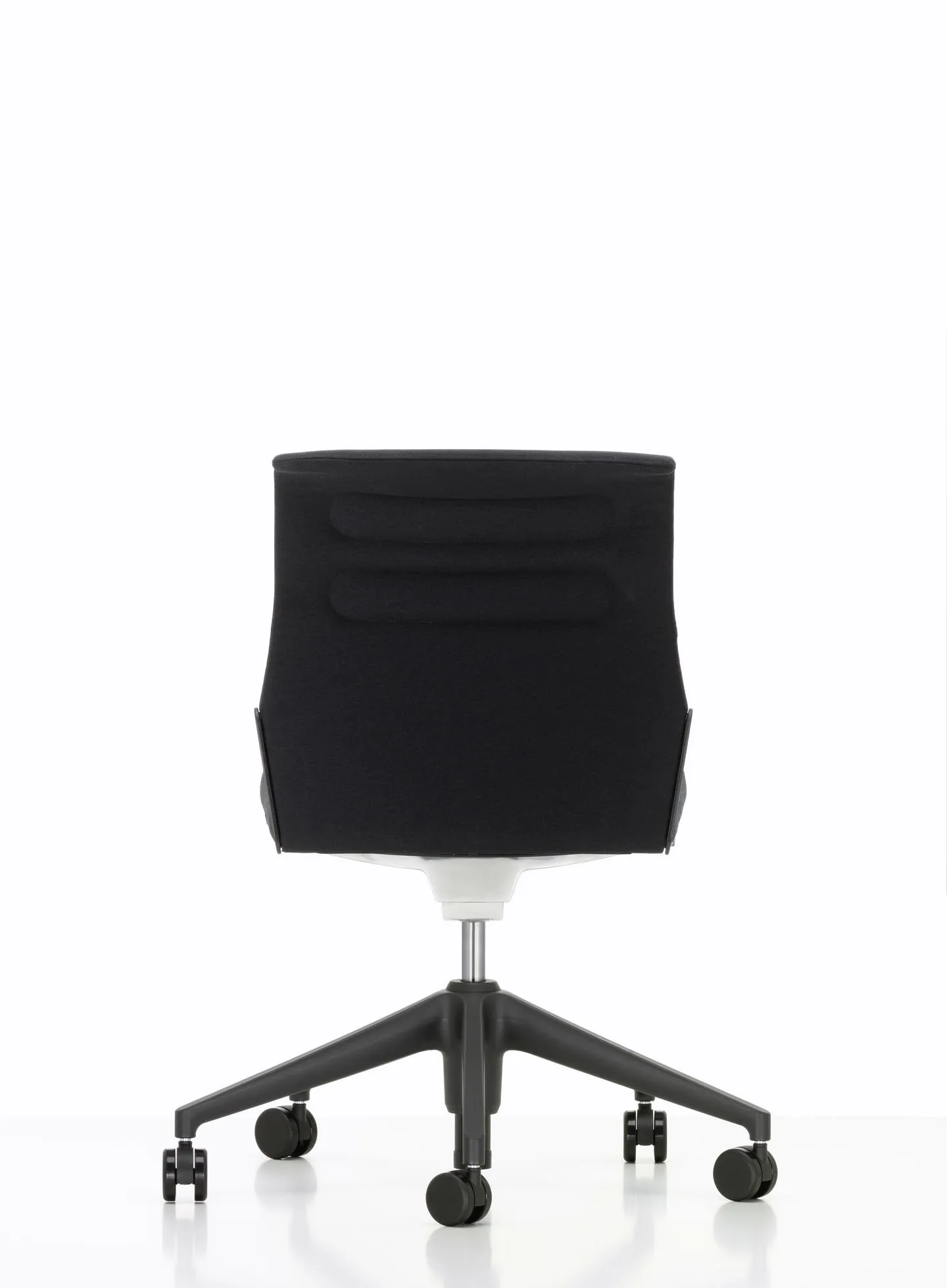 AC 5 Studio - Vitra w Mesmetric