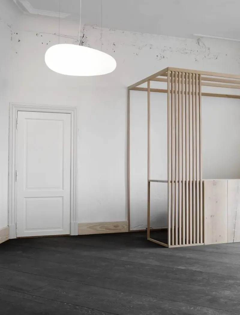 Avion™ - Fritz Hansen w Mesmetric