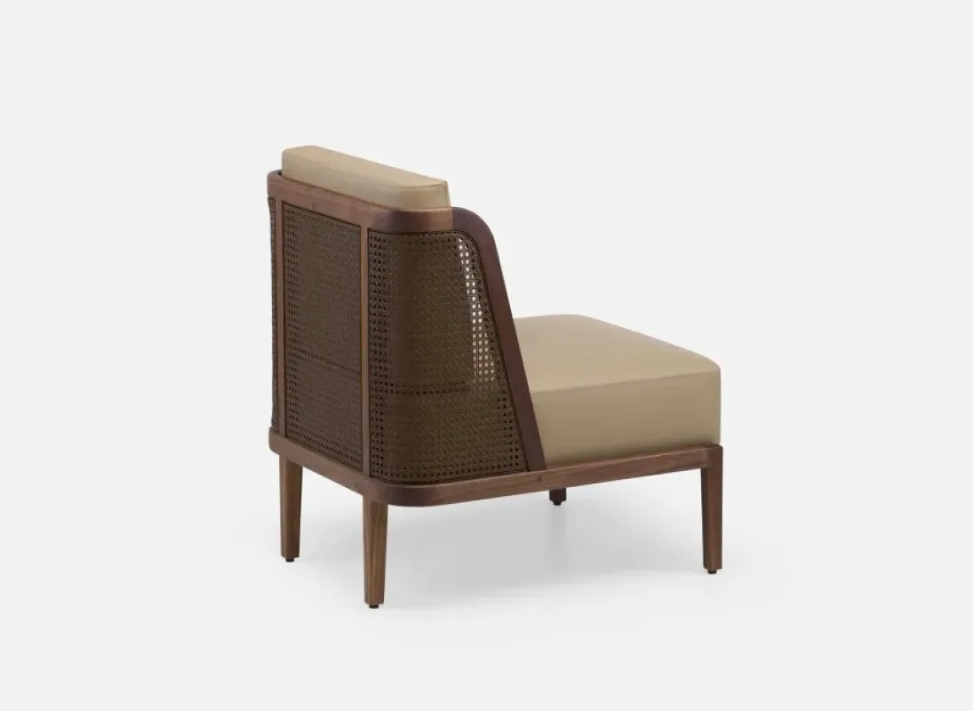 270 Throne Lounge Chair – De La Espada at Mesmetric