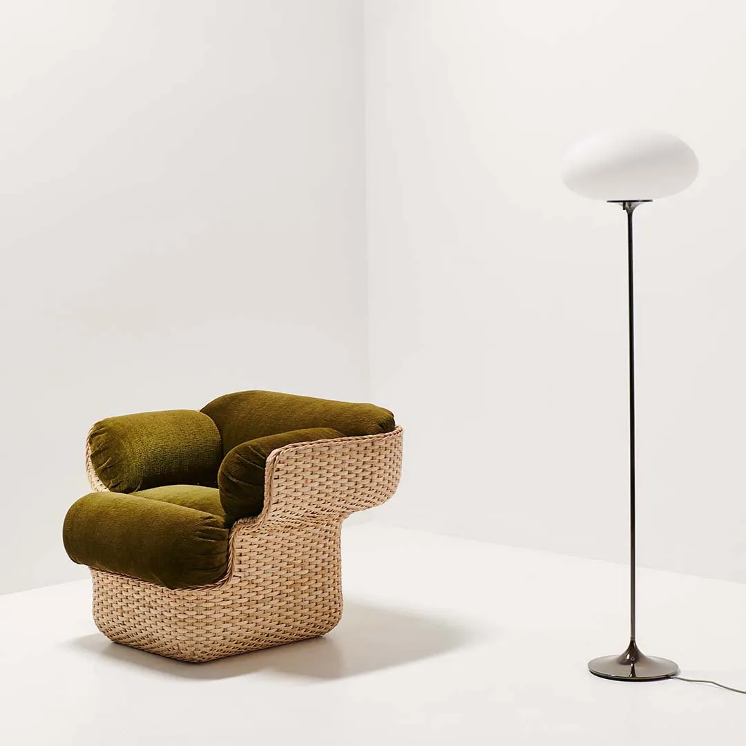 Basket lounge