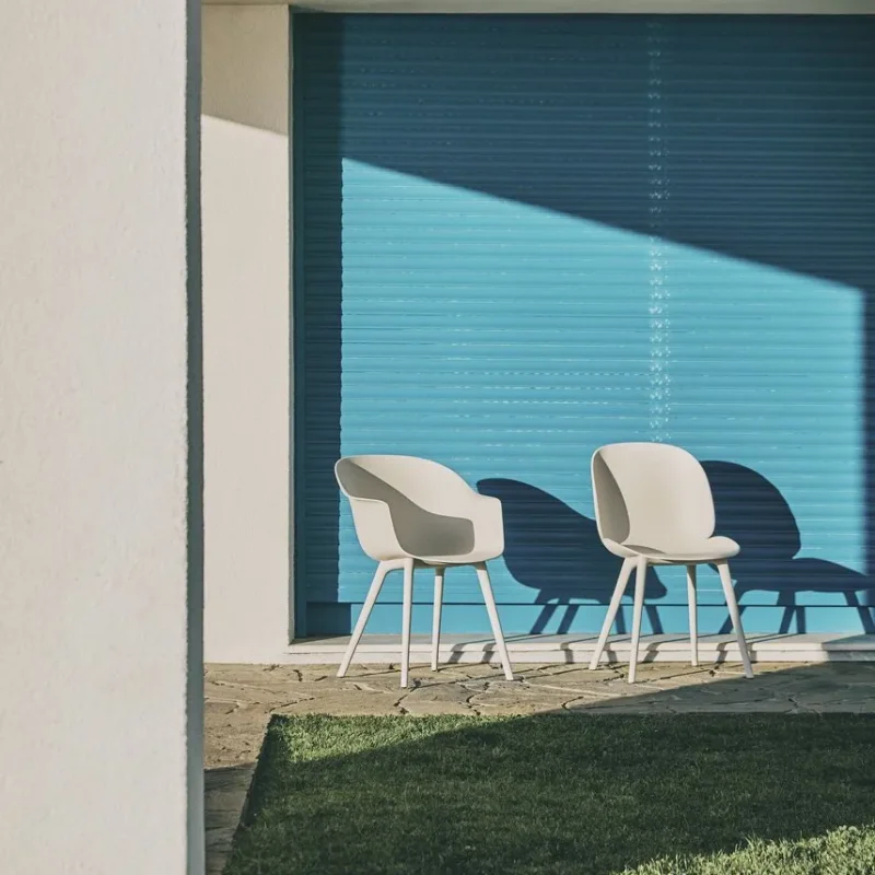 Bat dining plastic base outdoor – Gubi.dk at Mesmetric