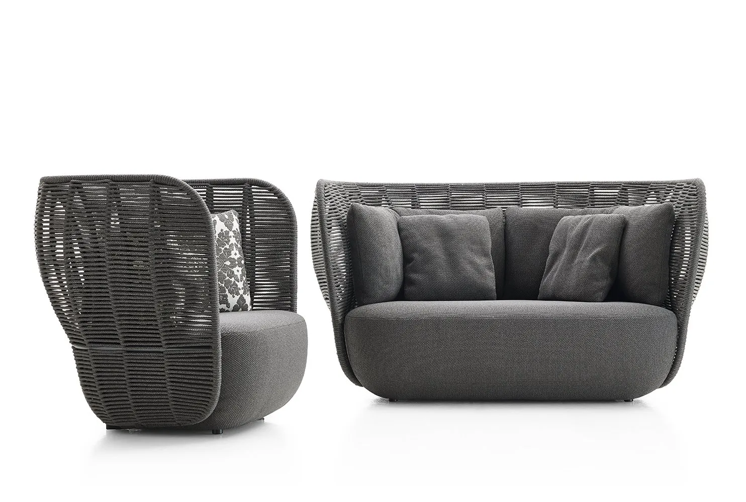 Bay Outdoor - B&B Italia Outdoor w Mesmetric