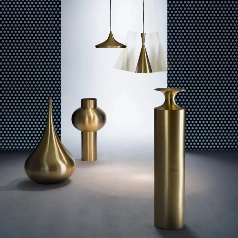 Beat Vessel Top – Tom Dixon at Mesmetric
