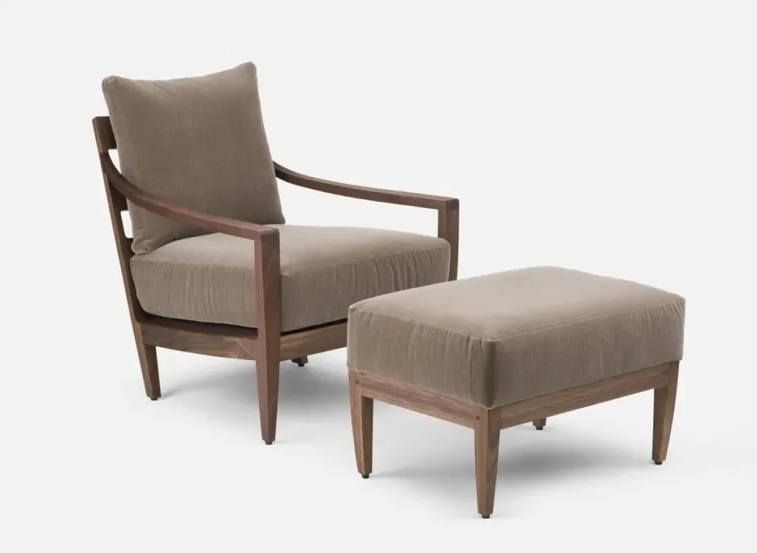 340 Low Lounge Chair – De La Espada at Mesmetric