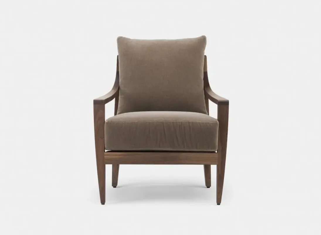 340 Low Lounge Chair – De La Espada at Mesmetric