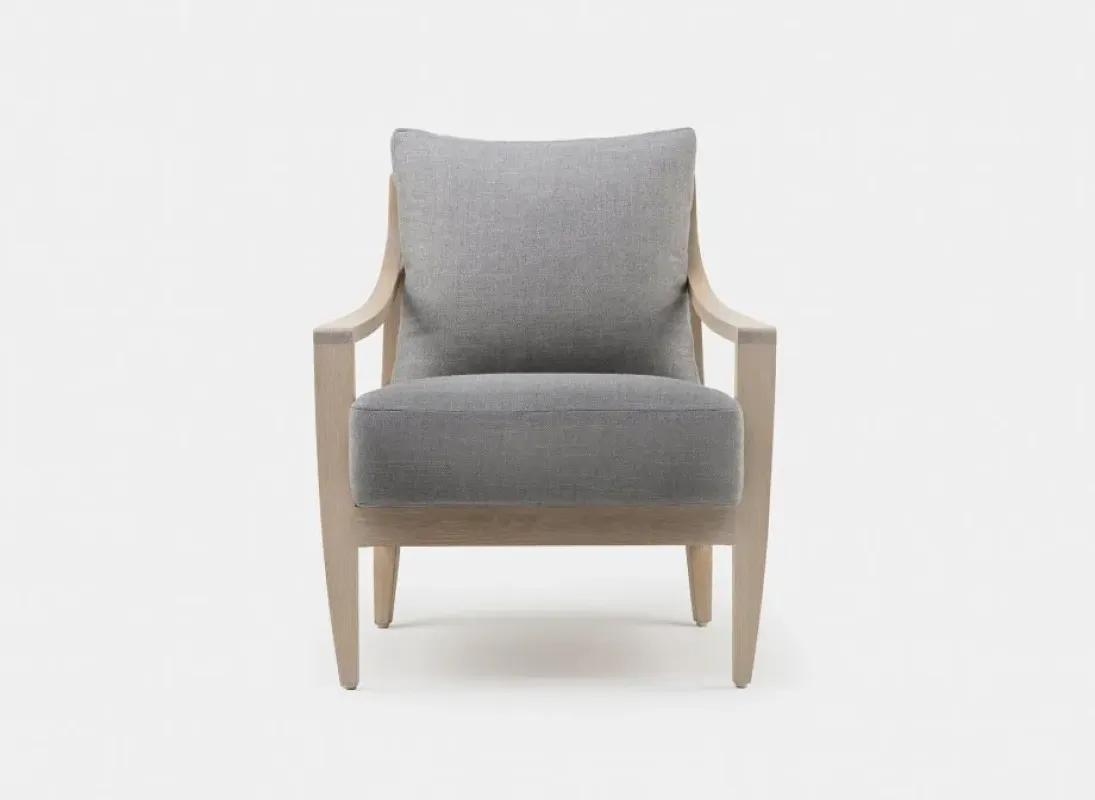 340 Low Lounge Chair – De La Espada at Mesmetric