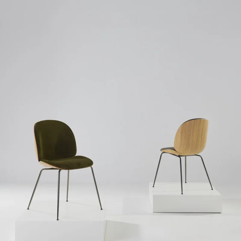 Beetle dining 3d veneer conic base - Gubi.dk w Mesmetric