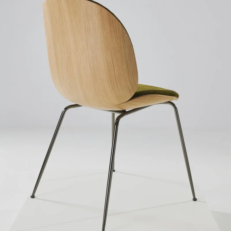 Beetle dining 3d veneer conic base - Gubi.dk w Mesmetric