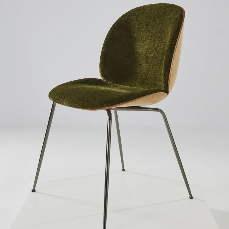 Beetle dining 3d veneer conic base - Gubi.dk w Mesmetric