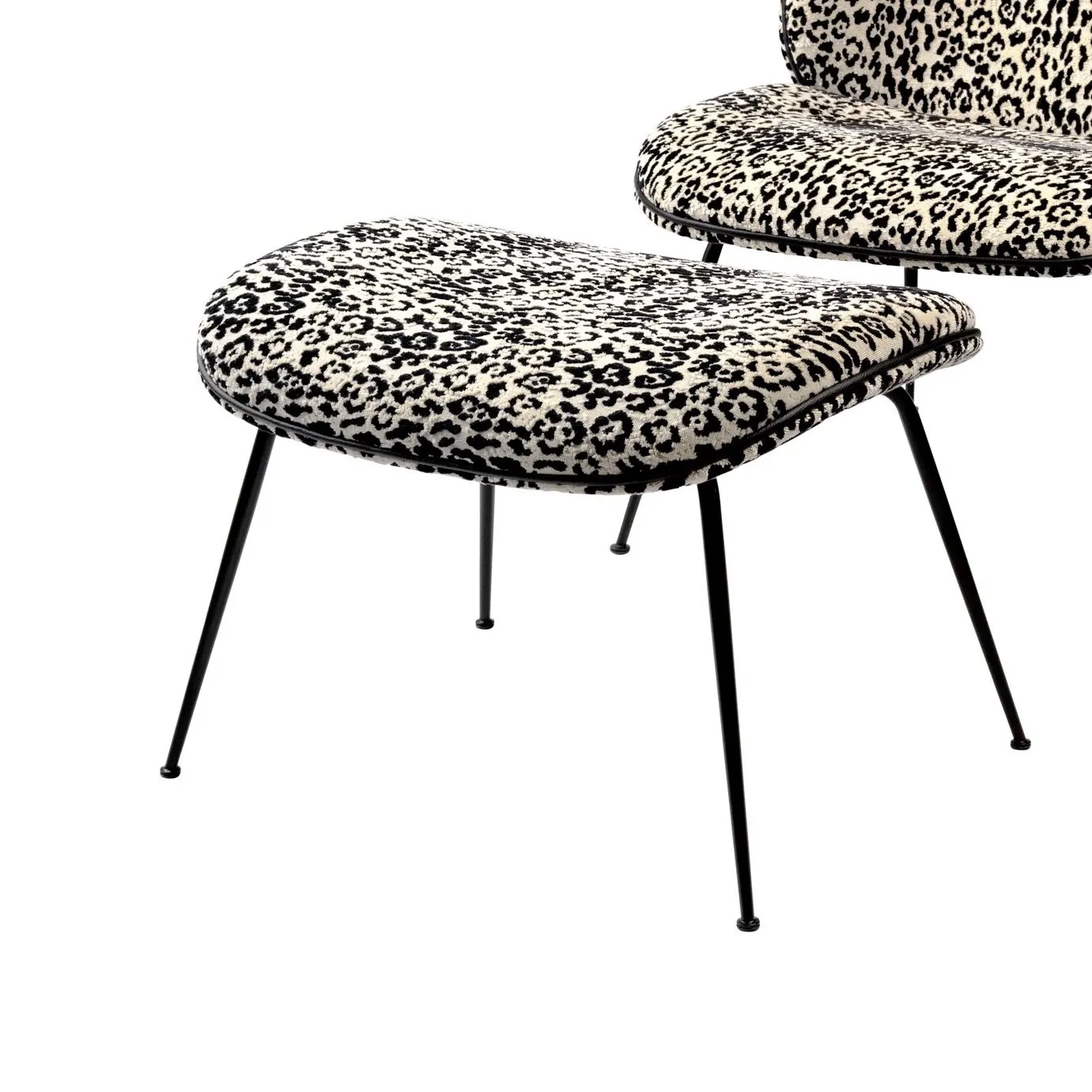 Beetle ottoman – Gubi.dk at Mesmetric