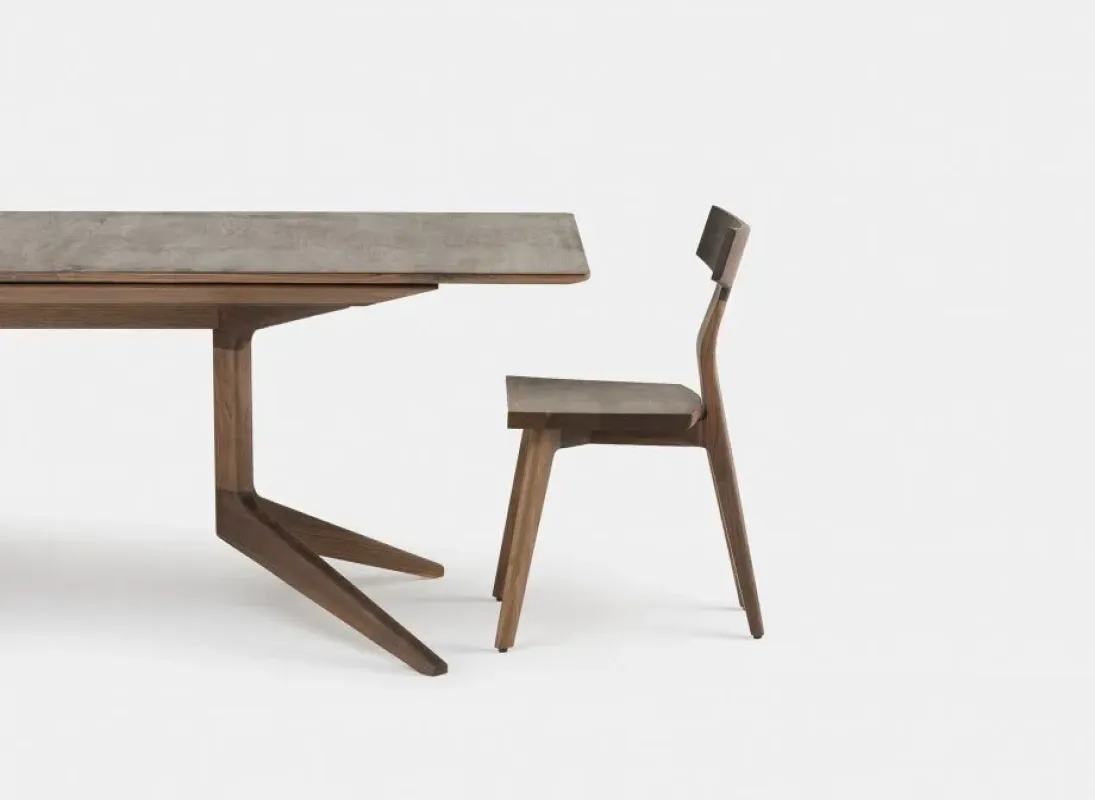 341E Light Extending Table – De La Espada at Mesmetric