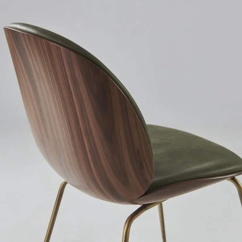 Beetle veneer conic base – Gubi.dk at Mesmetric