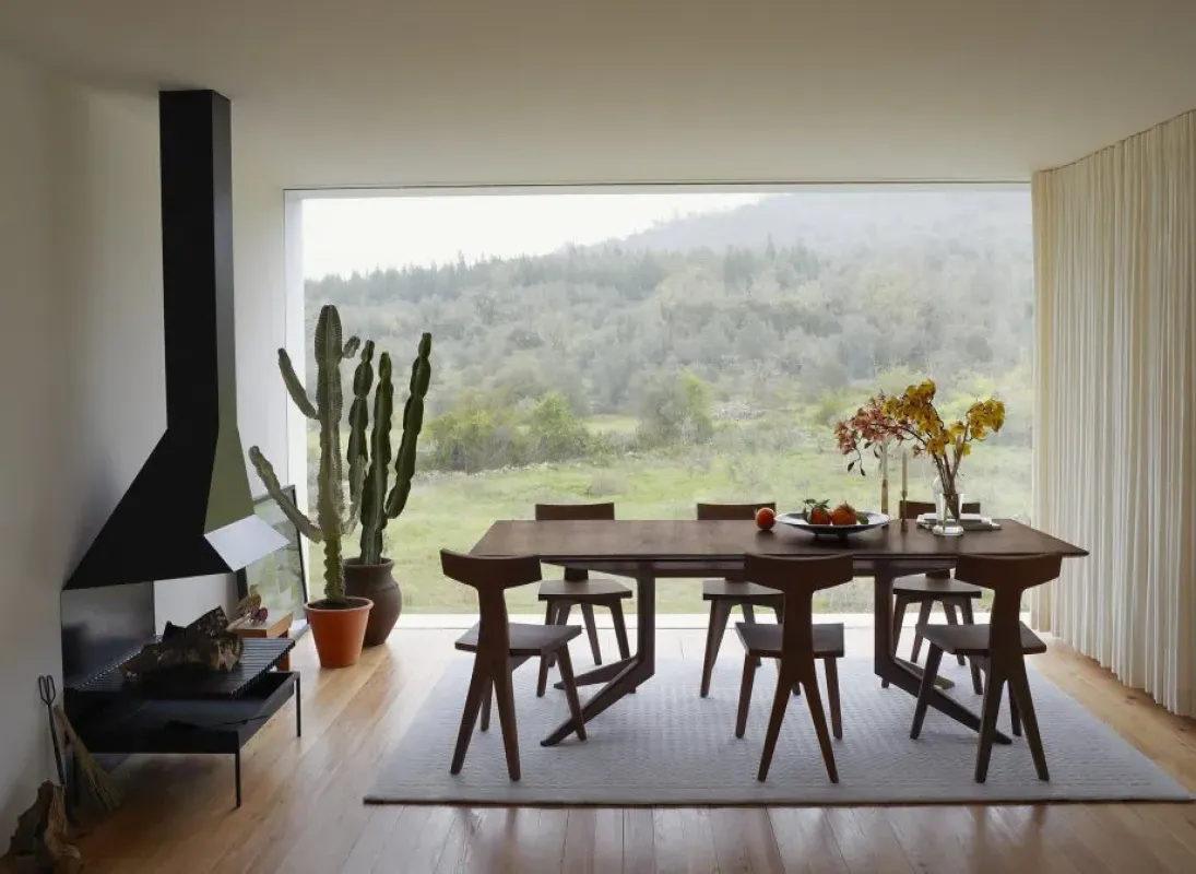 344 Fin Dining Chair – De La Espada at Mesmetric