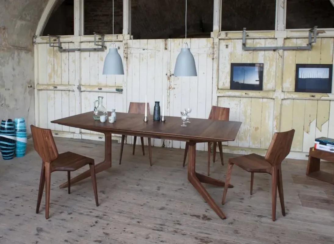 344 Fin Dining Chair – De La Espada at Mesmetric