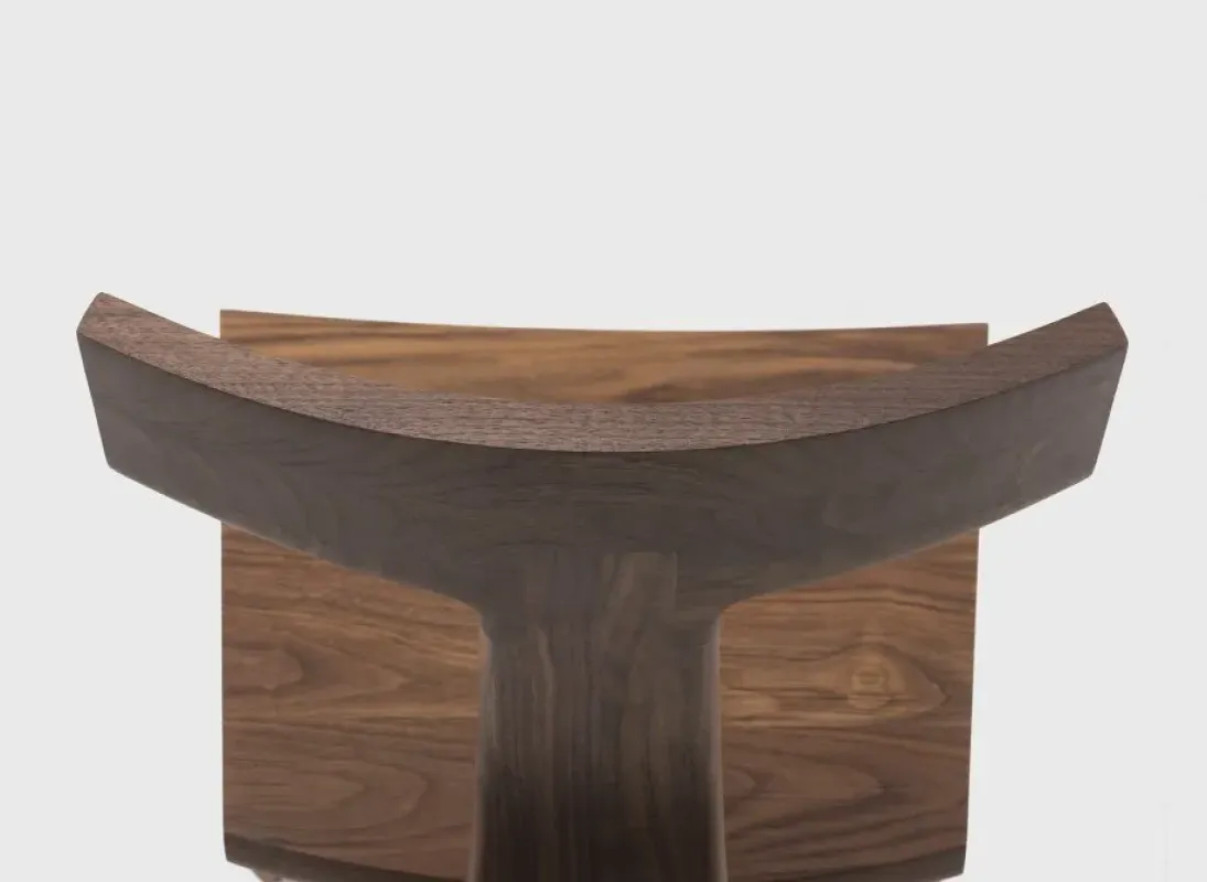344 Fin Dining Chair – De La Espada at Mesmetric