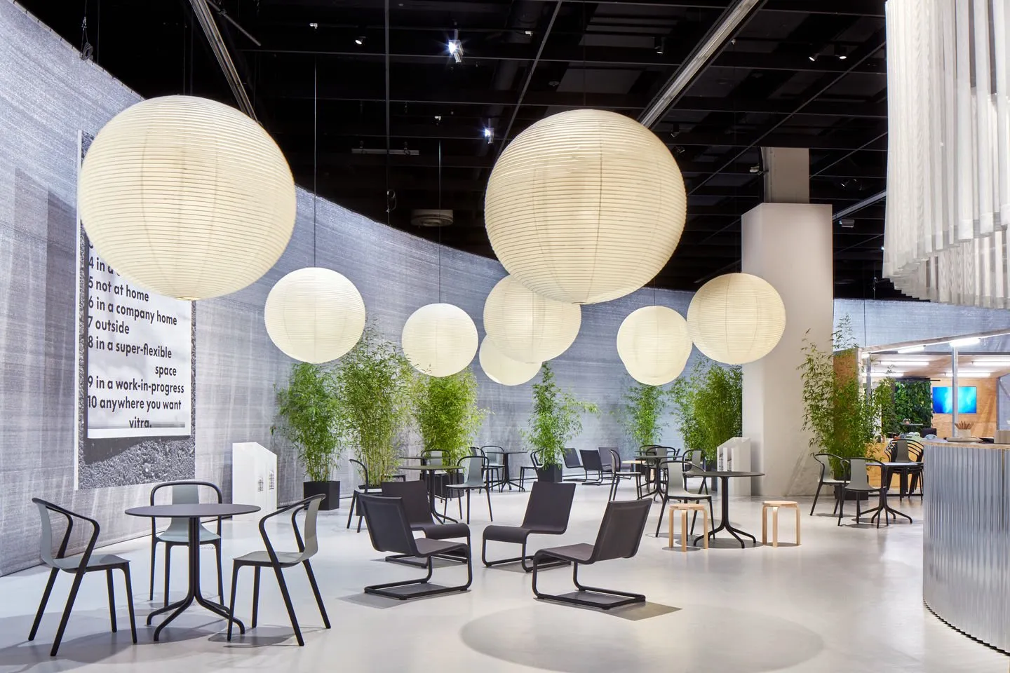 Belleville Armchair Plastic – Vitra at Mesmetric