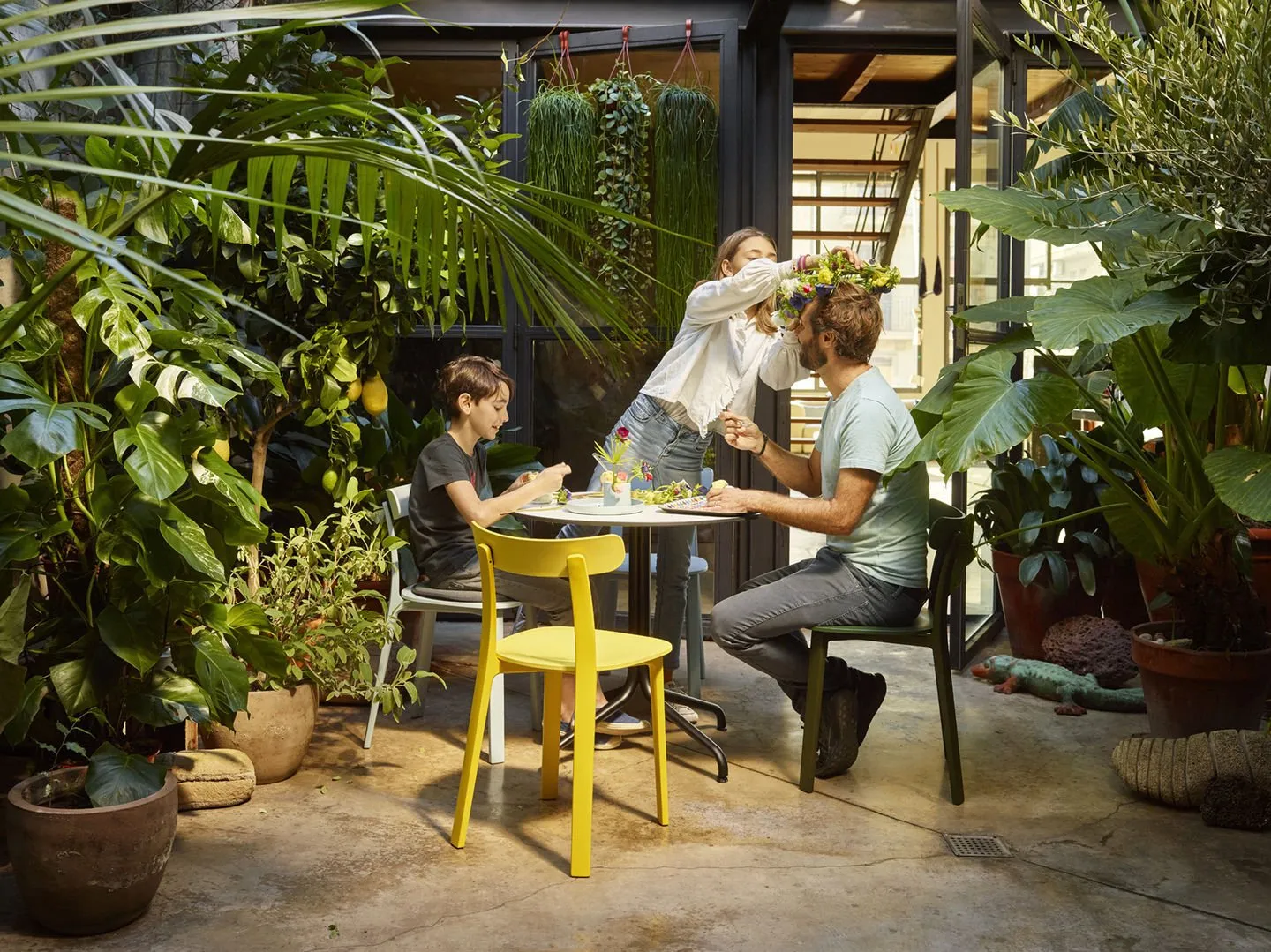 Belleville Round – Vitra at Mesmetric