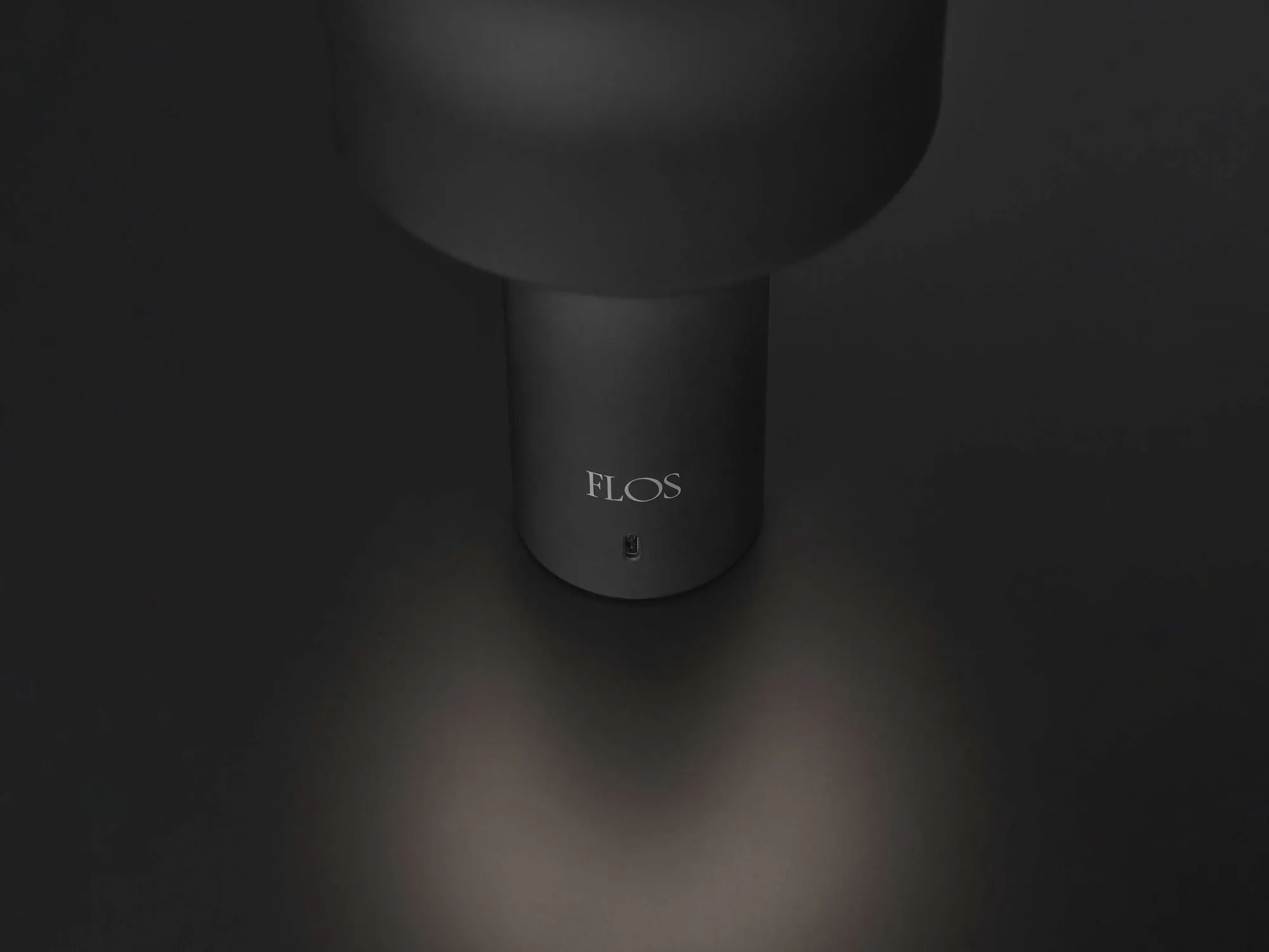Bellhop Matte Black
