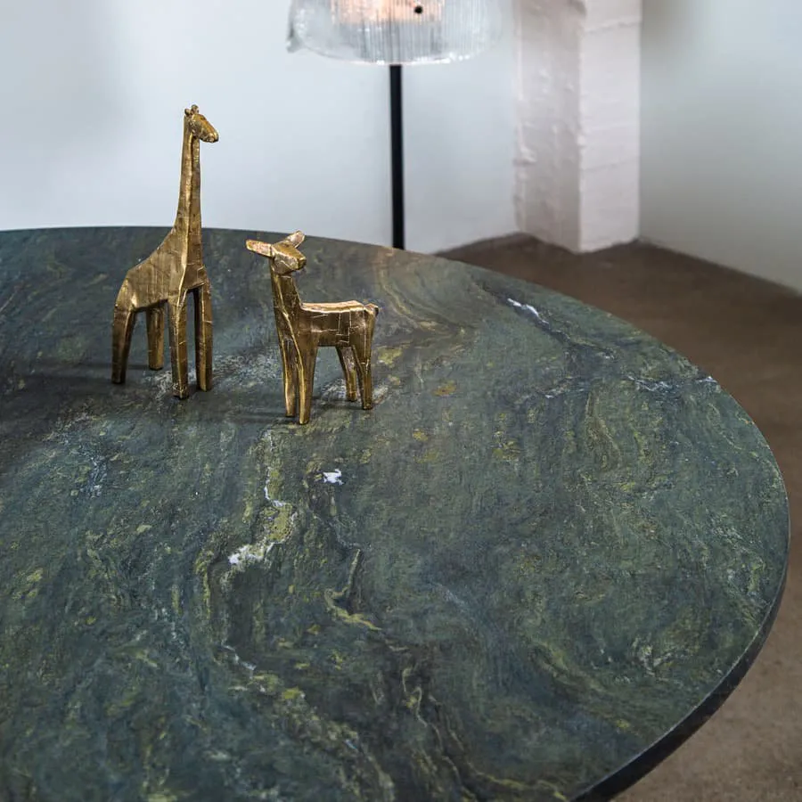 Bent Dining Table - Pulpo w Mesmetric
