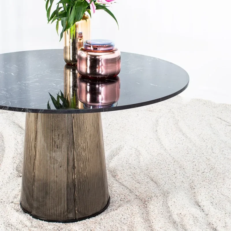 Bent Dining Table - Pulpo w Mesmetric
