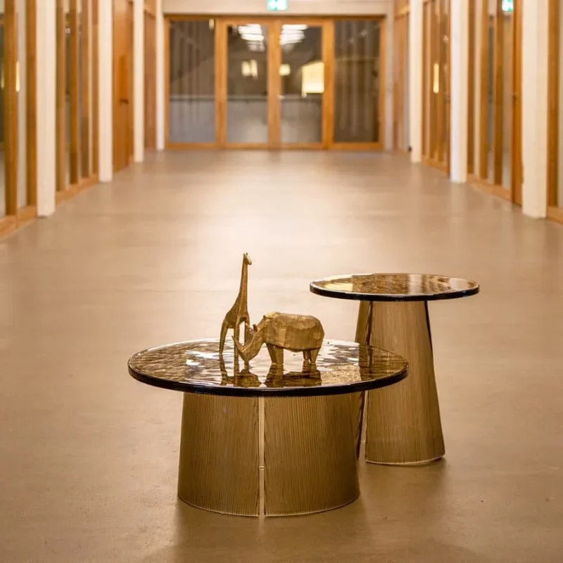 Bent Side Table – Pulpo at Mesmetric