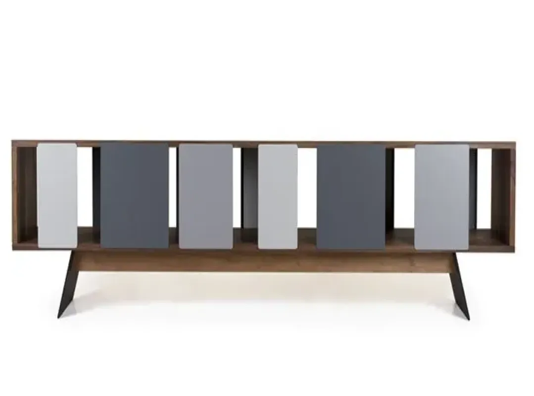 358 Different Trains Cabinet – De La Espada at Mesmetric