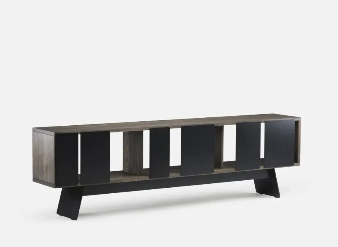 358 Different Trains Cabinet – De La Espada at Mesmetric