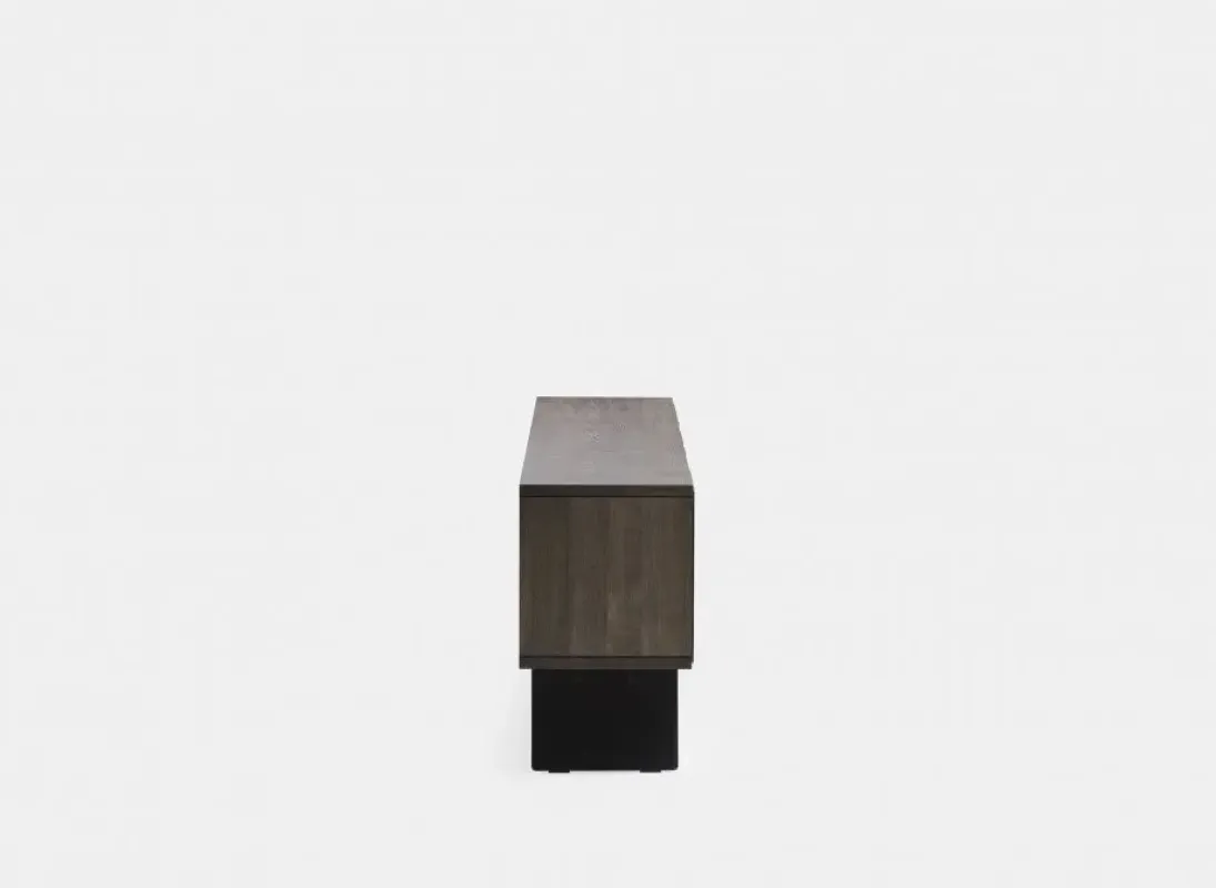 358 Different Trains Cabinet – De La Espada at Mesmetric
