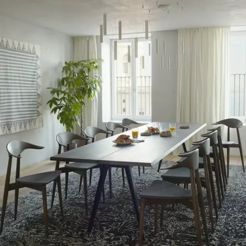 364 Welles Table - De La Espada w Mesmetric