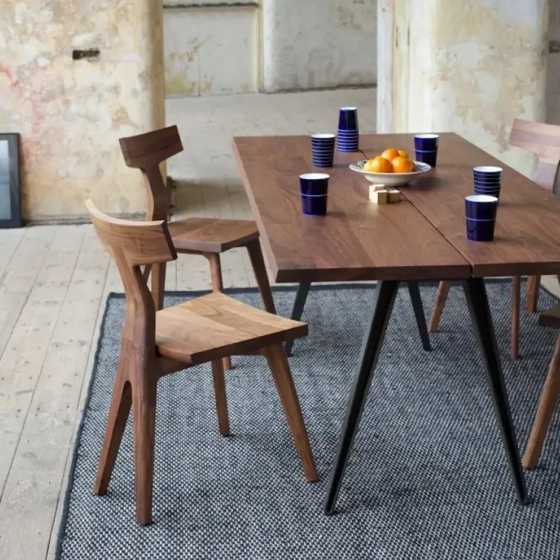 364 Welles Table - De La Espada w Mesmetric