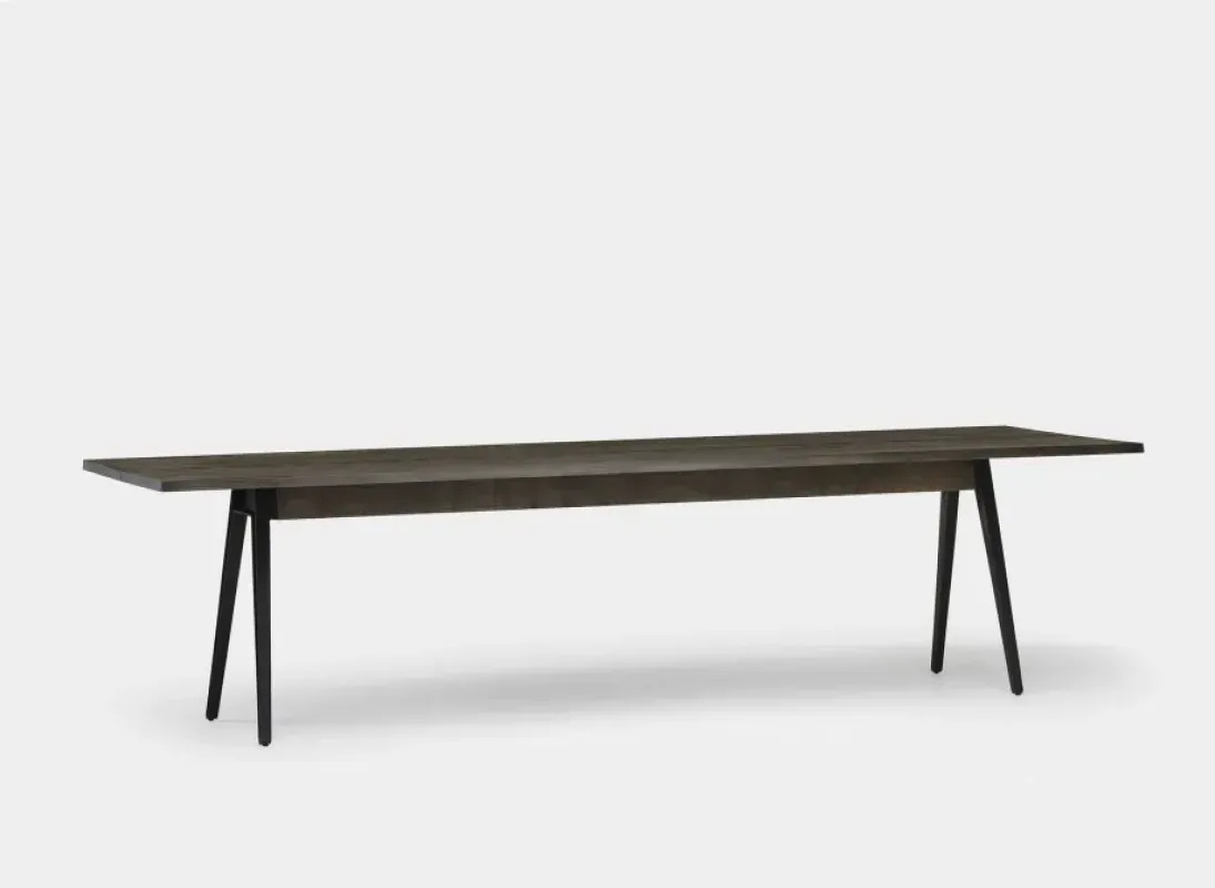 364 Welles Table - De La Espada w Mesmetric
