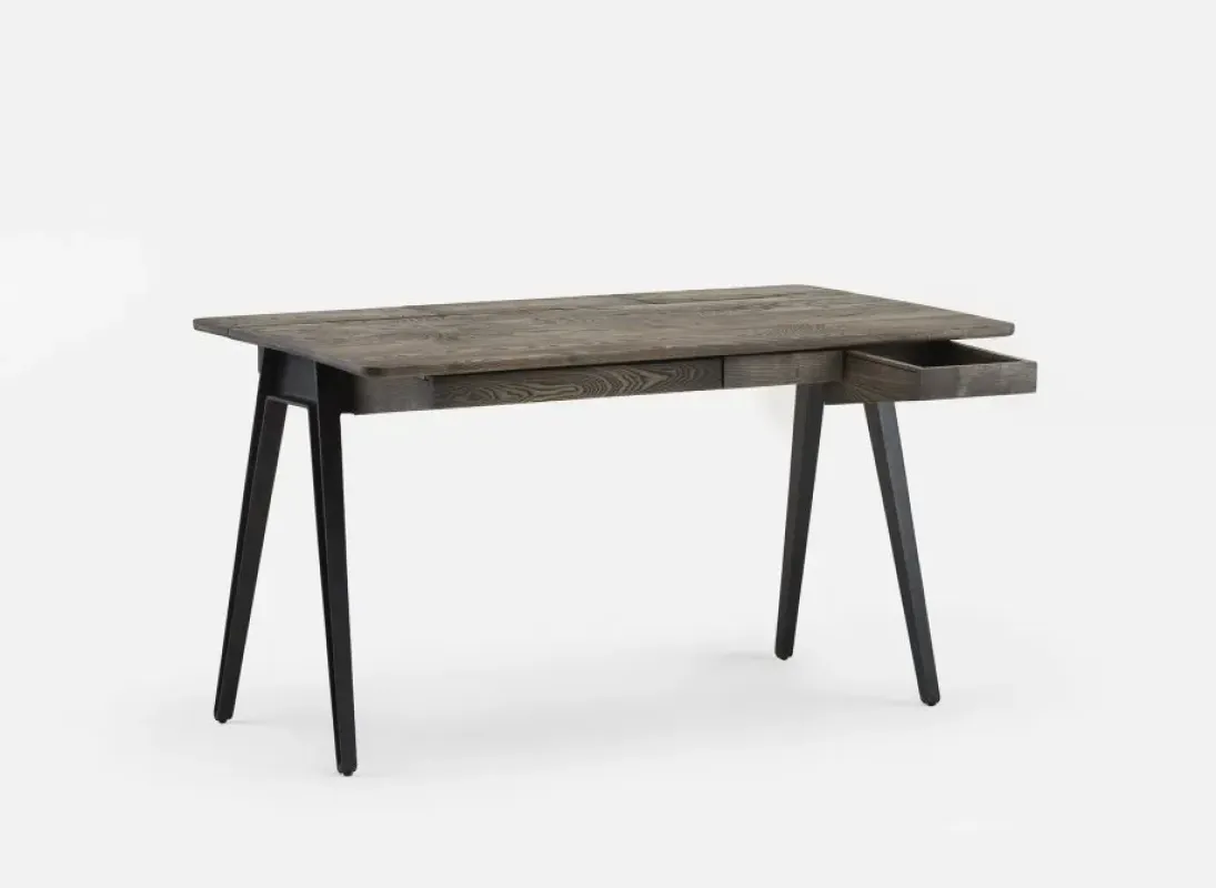 365 Orson Desk – De La Espada at Mesmetric