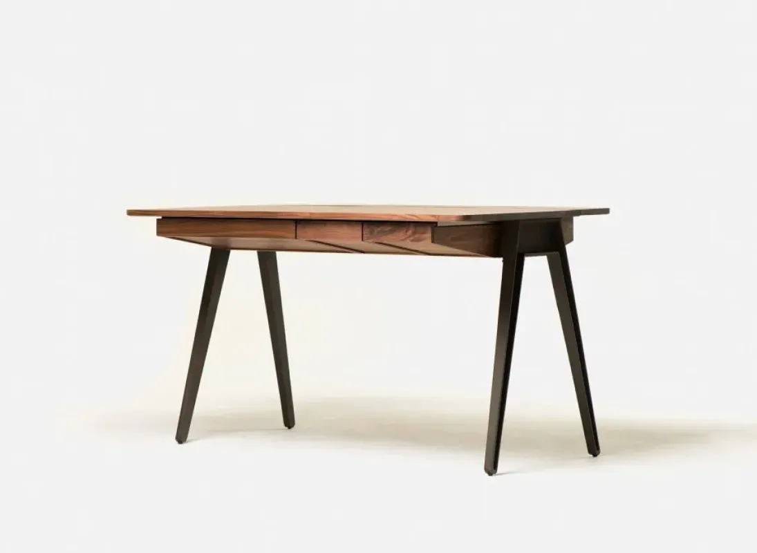 365 Orson Desk – De La Espada at Mesmetric