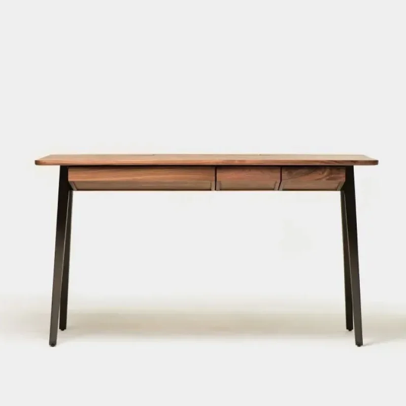 365 Orson Desk – De La Espada at Mesmetric