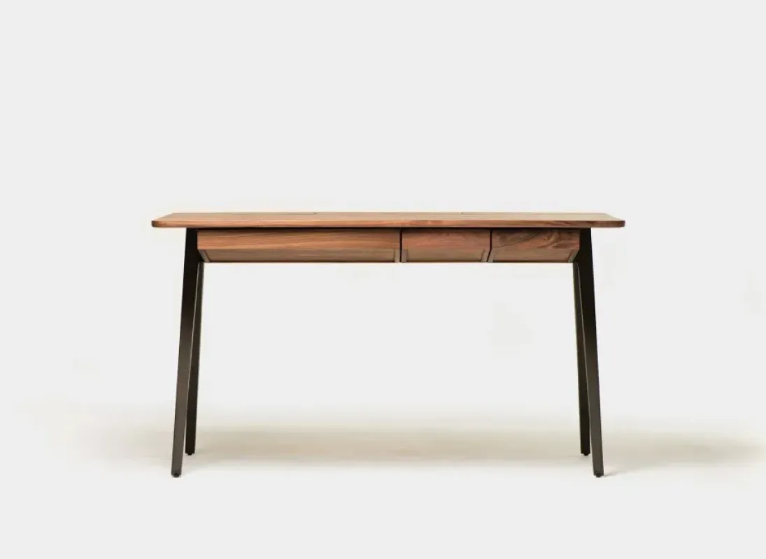 365 Orson Desk – De La Espada at Mesmetric