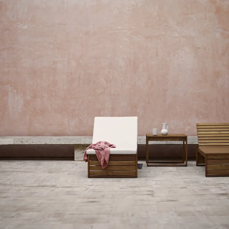BK16 Indoor-Outdoor - Carl Hansen w Mesmetric