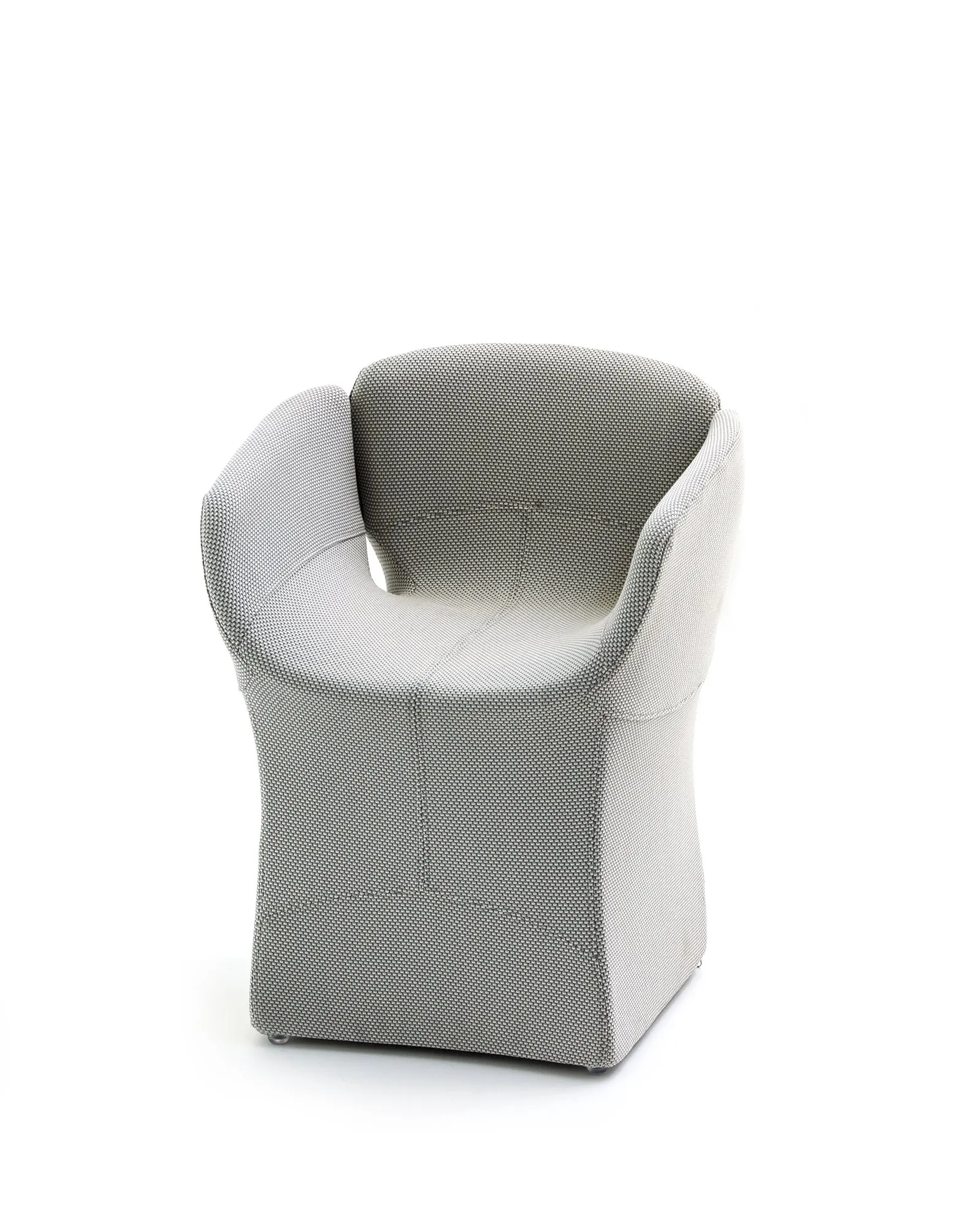 Bloomy – Moroso at Mesmetric