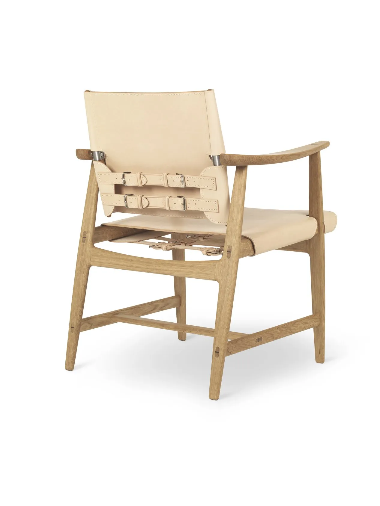 BM1106 Huntsman Chair
