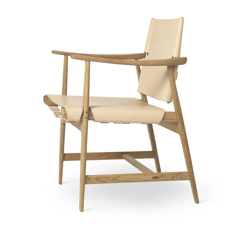 BM1106 Huntsman Chair