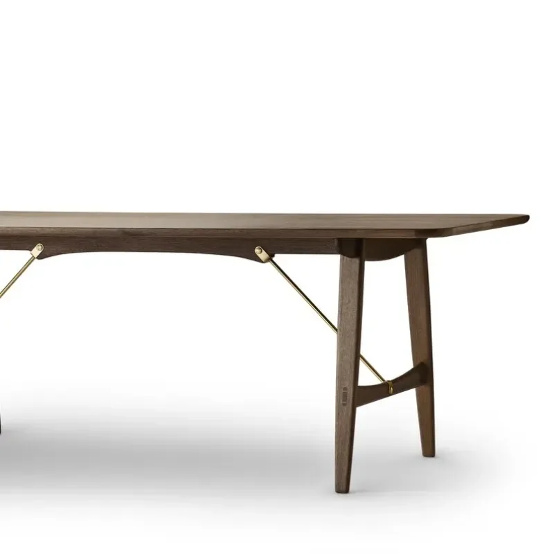 BM1160 Hunting Table