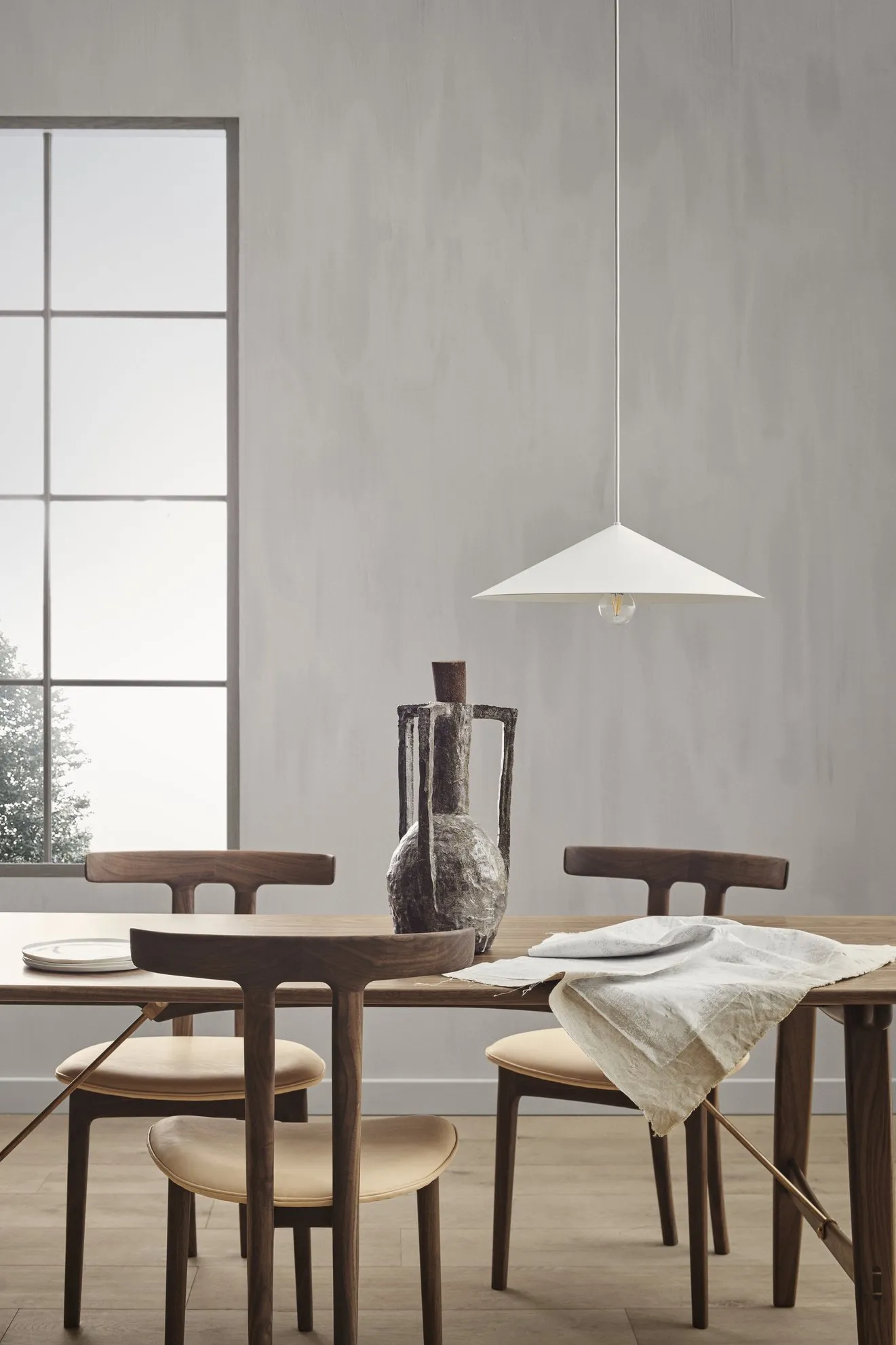 BM1160 Hunting Table