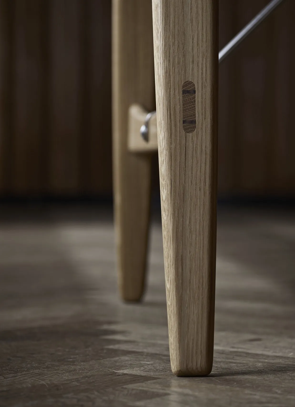 BM1160 Hunting Table
