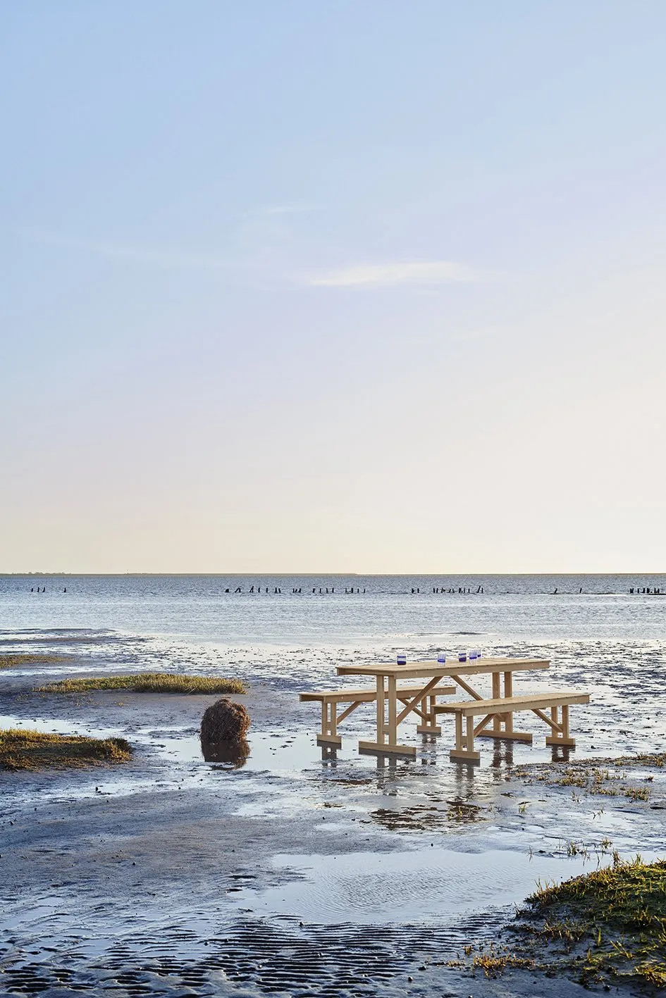 BM1771 Outdoor - Carl Hansen w Mesmetric