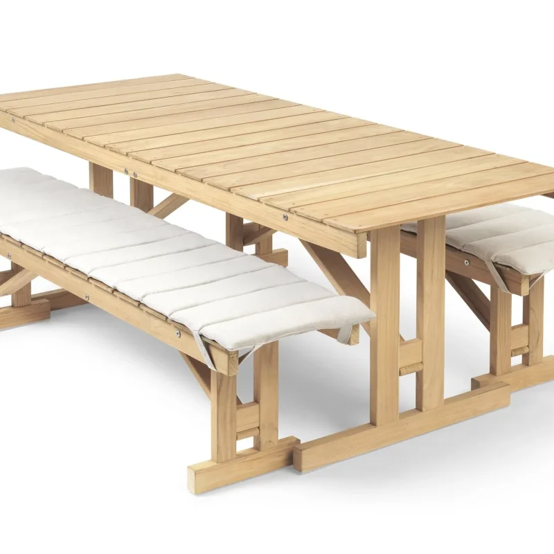 BM1771 Outdoor - Carl Hansen w Mesmetric