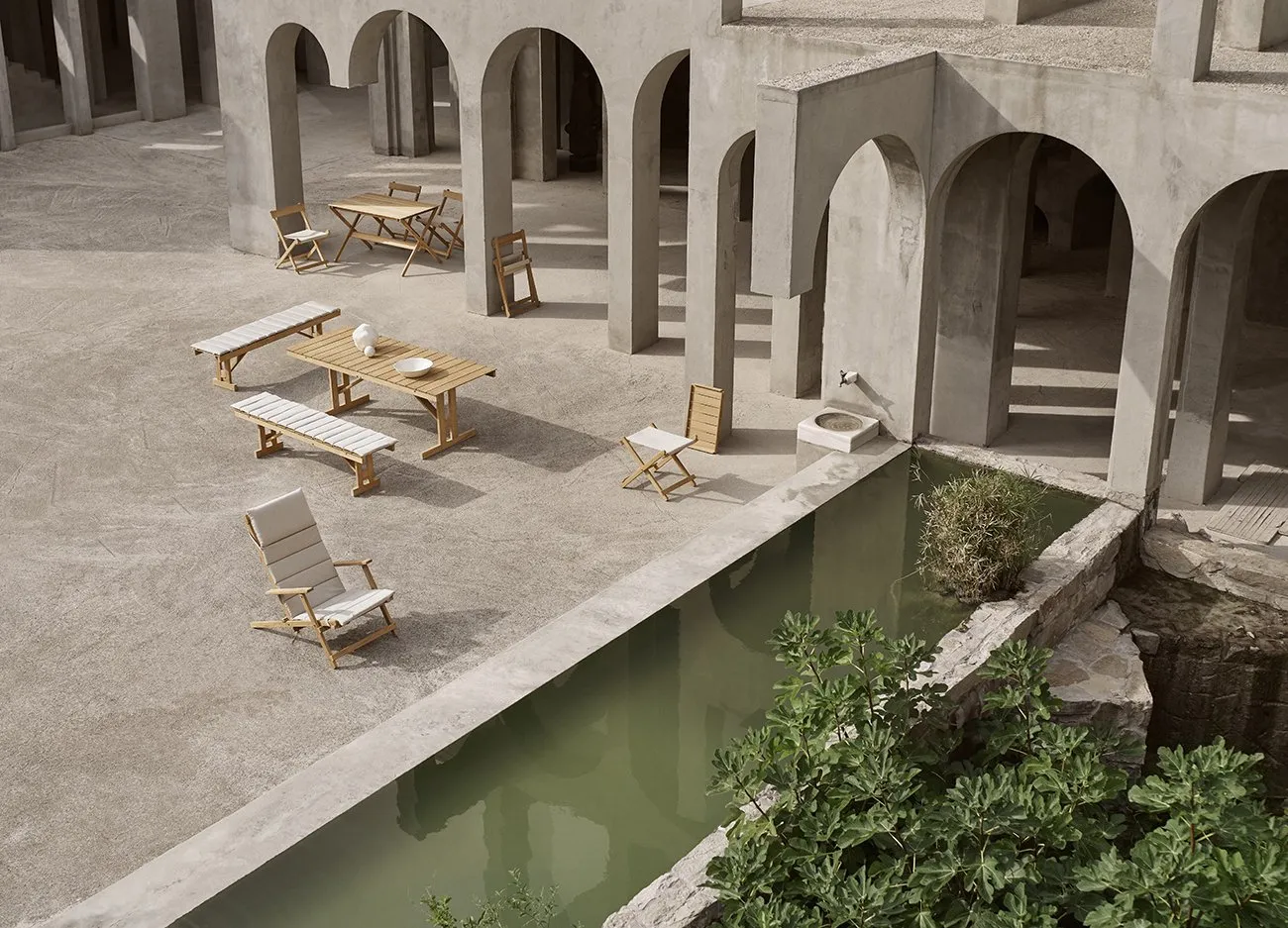 BM5568 Deck Chair Outdoor - Carl Hansen w Mesmetric