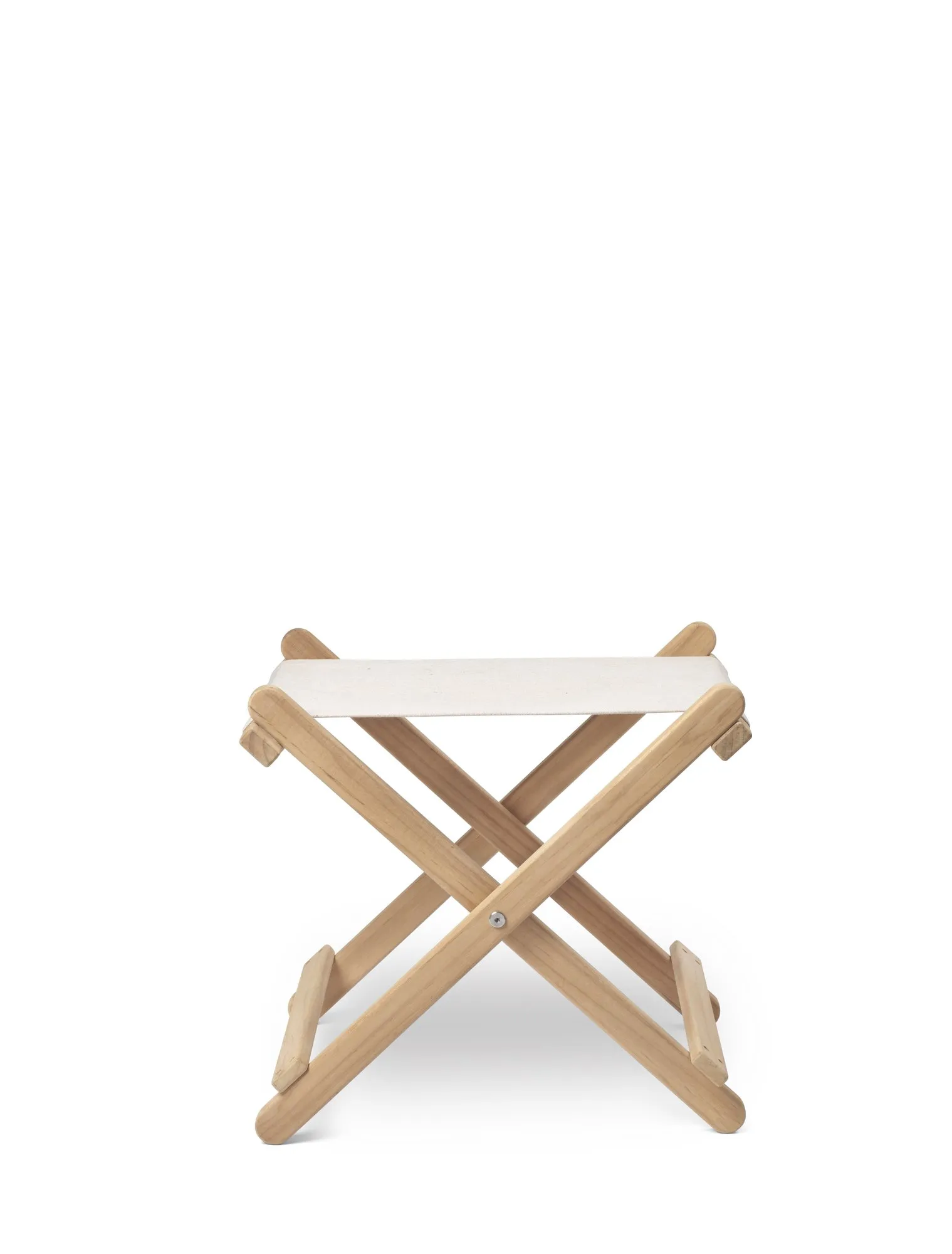 BM5768 Outdoor – Carl Hansen at Mesmetric
